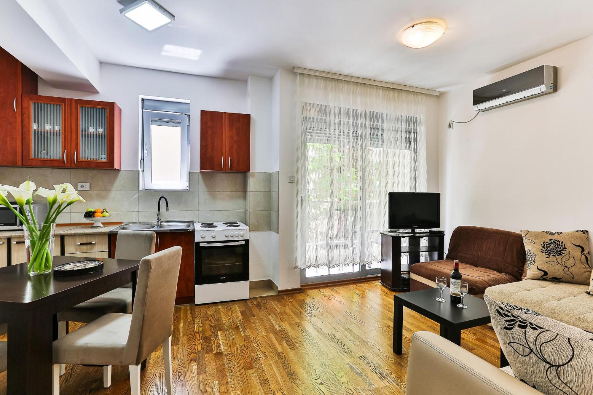 City Montesun Apartments 2 ブドヴァ エクステリア 写真