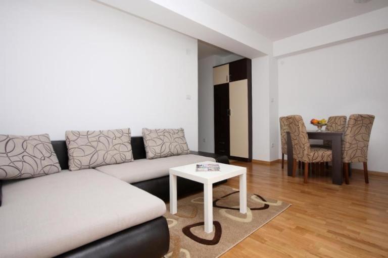 City Montesun Apartments 2 ブドヴァ エクステリア 写真