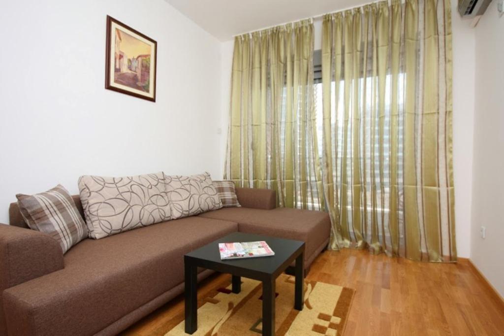 City Montesun Apartments 2 ブドヴァ エクステリア 写真